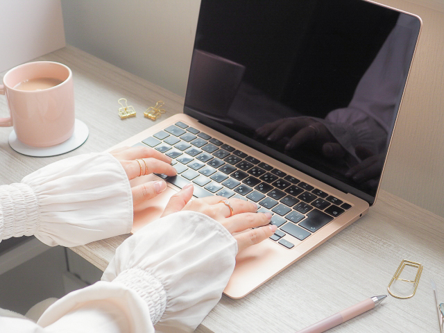 在宅ワーク　フルリモ